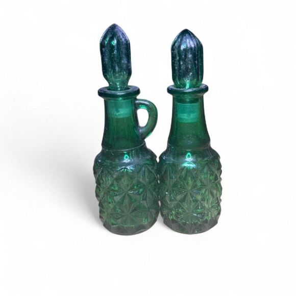 VTG Emerald Green Cut Glass Cruets W/ Stoppers Set of 2 Oil Vinegar - Picture 1 of 10